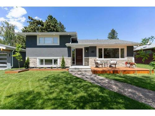 82 Cherovan Drive Sw, Calgary, AB 