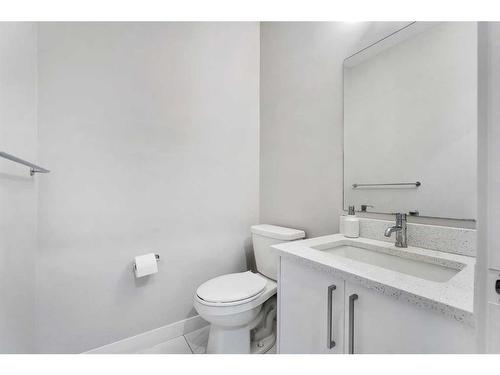 24 Saddlestone Way, Calgary, AB - Indoor Photo Showing Bathroom