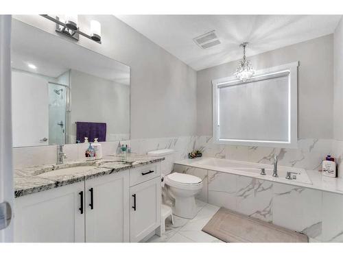 24 Saddlestone Way, Calgary, AB - Indoor Photo Showing Bathroom