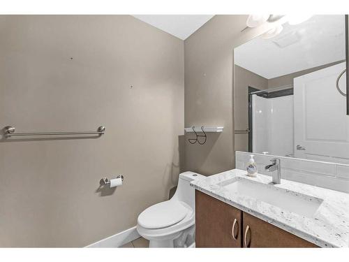 5603-11811 Lake Fraser Drive Se, Calgary, AB - Indoor Photo Showing Bathroom