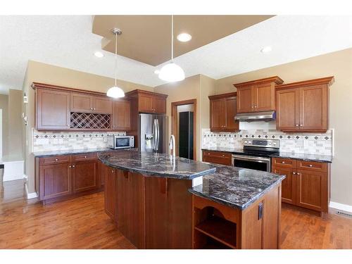 74 Elgin Park Road Se, Calgary, AB - Indoor Photo Showing Kitchen With Stainless Steel Kitchen With Double Sink