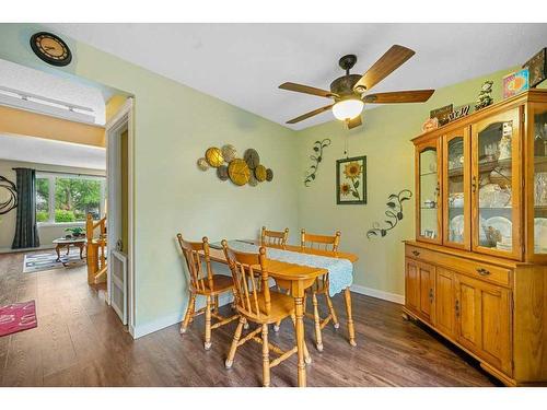 126 Pineset Place Ne, Calgary, AB - Indoor Photo Showing Dining Room