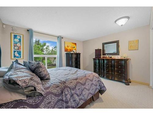 126 Pineset Place Ne, Calgary, AB - Indoor Photo Showing Bedroom