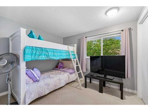 126 Pineset Place Ne, Calgary, AB - Indoor Photo Showing Bedroom