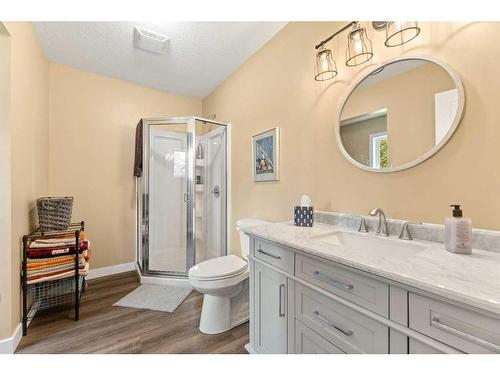 28537 334 Township, Rural Mountain View County, AB - Indoor Photo Showing Bathroom