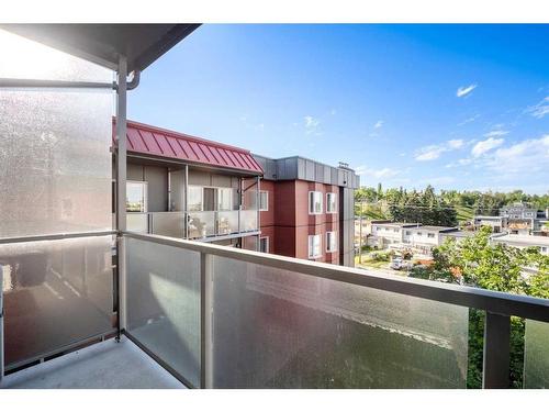 412A-333 Garry Crescent Ne, Calgary, AB - Outdoor With Balcony With Exterior