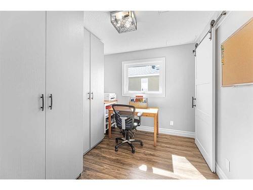 129 Sceptre Court Nw, Calgary, AB - Indoor Photo Showing Office