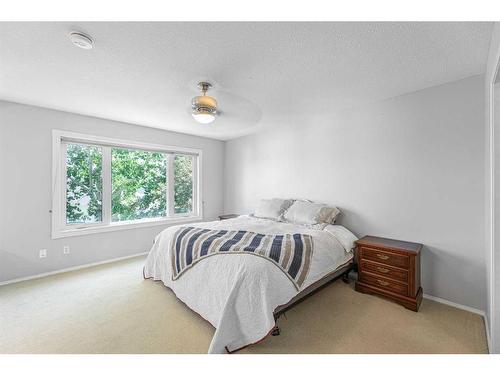 129 Sceptre Court Nw, Calgary, AB - Indoor Photo Showing Bedroom