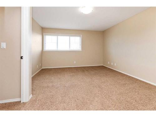 20 Shaw Close, Red Deer, AB - Indoor Photo Showing Other Room