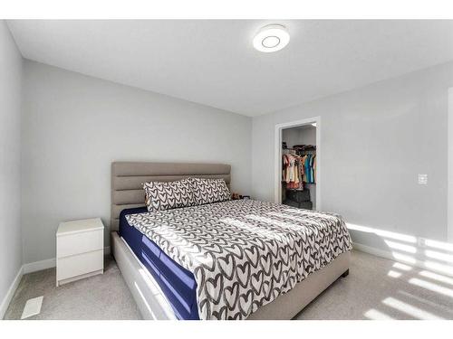 26 Evanston Hill Nw, Calgary, AB - Indoor Photo Showing Bedroom