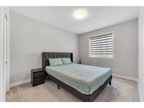 26 Evanston Hill Nw, Calgary, AB - Indoor Photo Showing Bedroom