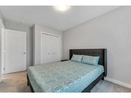 26 Evanston Hill Nw, Calgary, AB - Indoor Photo Showing Bedroom