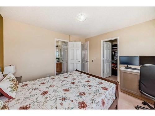 86 Taralea Circle Ne, Calgary, AB - Indoor Photo Showing Bedroom