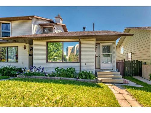 235 Templemont Drive Ne, Calgary, AB - Outdoor