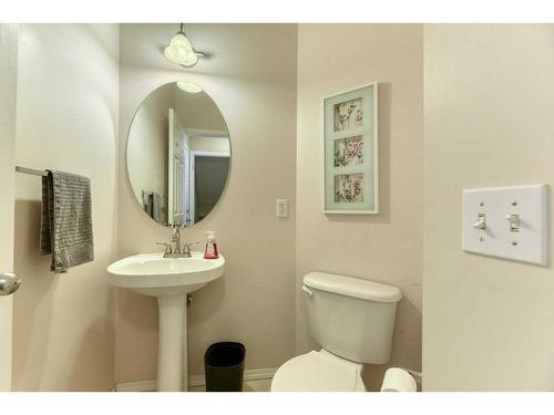 193 Prestwick Acres Lane Se, Calgary, AB - Indoor Photo Showing Bathroom