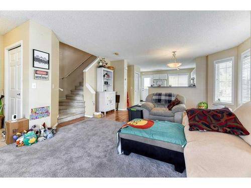 193 Prestwick Acres Lane Se, Calgary, AB - Indoor Photo Showing Living Room