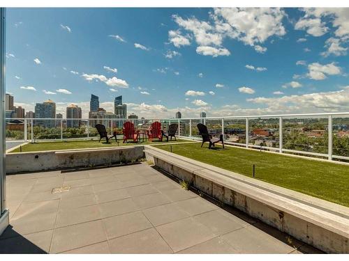 317-1087 2 Avenue Nw, Calgary, AB - Outdoor With View