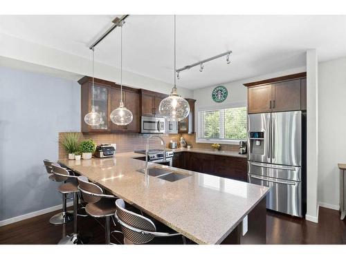 307 Valley Ridge Manor Nw, Calgary, AB - Indoor Photo Showing Kitchen With Stainless Steel Kitchen With Double Sink With Upgraded Kitchen