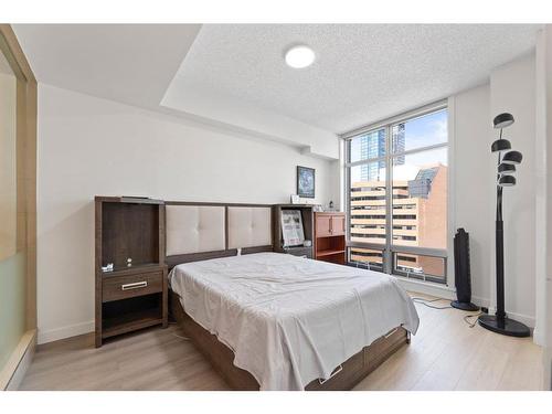 903-530 12 Avenue Sw, Calgary, AB - Indoor Photo Showing Bedroom
