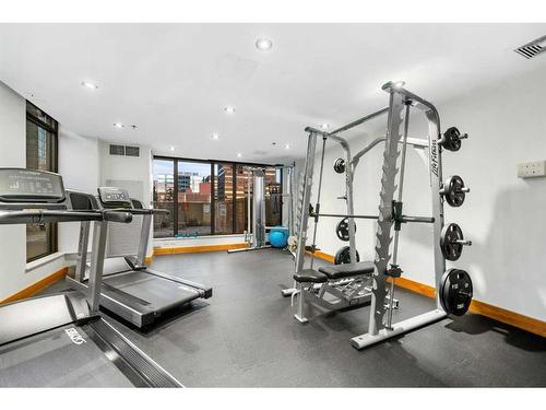 607-1010 6 Street Sw, Calgary, AB - Indoor Photo Showing Gym Room