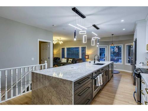 14 Prominence View Sw, Calgary, AB - Indoor Photo Showing Kitchen