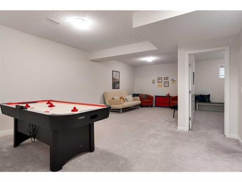 305 Carringvue Manor Nw, Calgary, AB - Indoor Photo Showing Other Room