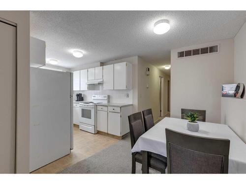 1419 31 Street Sw, Calgary, AB - Indoor