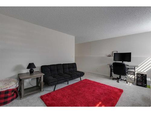 1419 31 Street Sw, Calgary, AB - Indoor