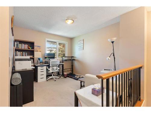 113-2300 Oakmoor Drive Sw, Calgary, AB - Indoor Photo Showing Office