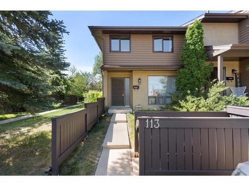 113-2300 Oakmoor Drive Sw, Calgary, AB - Outdoor