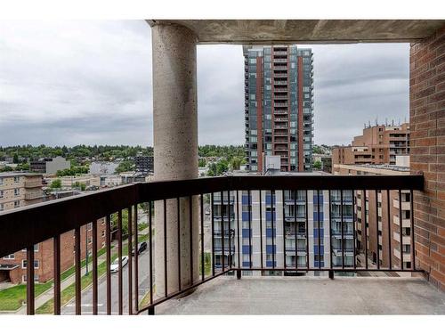 820-1304 15 Avenue Sw, Calgary, AB - Outdoor With Balcony