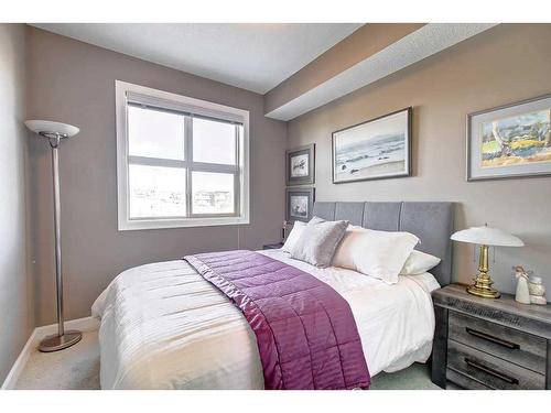 318-88 Arbour Lake Road Nw, Calgary, AB - Indoor Photo Showing Bedroom