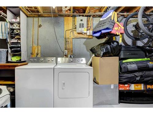 706-9930 Bonaventure Drive Se, Calgary, AB - Indoor Photo Showing Laundry Room