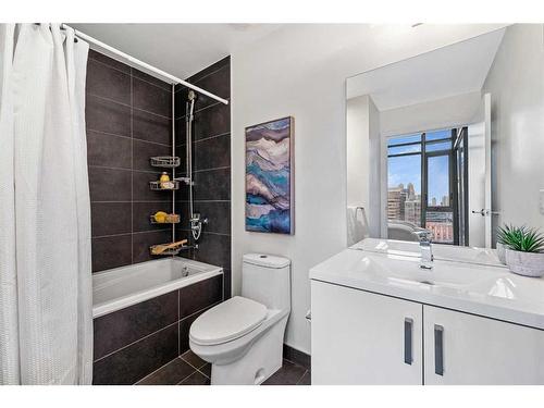 1106-1010 6 Street Sw, Calgary, AB - Indoor Photo Showing Bathroom
