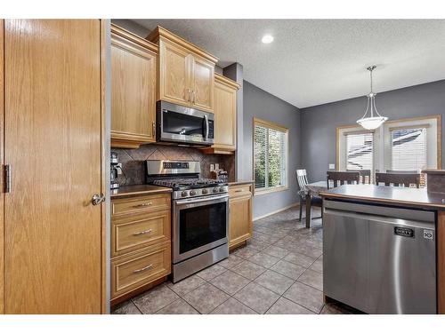 56 Covepark Mews Ne, Calgary, AB - Indoor Photo Showing Kitchen