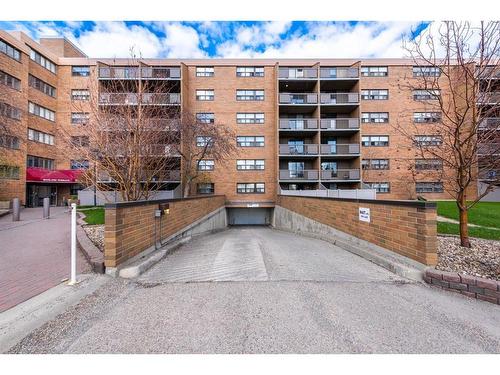 503-30 Mchugh Court Ne, Calgary, AB - Outdoor With Balcony