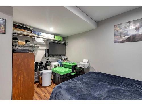 711 Parkwood Way Se, Calgary, AB - Indoor Photo Showing Other Room