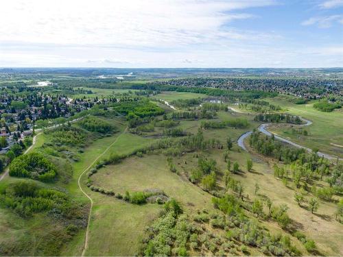 711 Parkwood Way Se, Calgary, AB - Outdoor With View