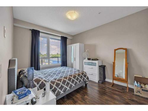307-605 17 Avenue Nw, Calgary, AB - Indoor Photo Showing Bedroom