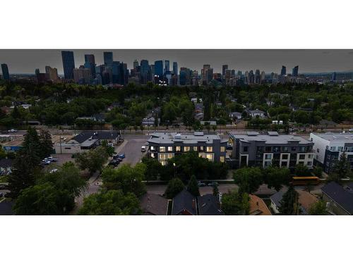 307-605 17 Avenue Nw, Calgary, AB - Outdoor With View