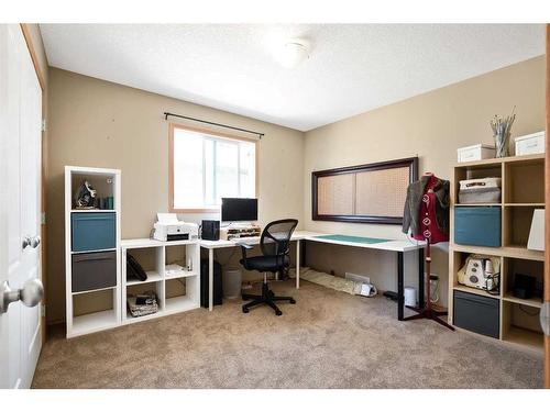 438 Silverado Boulevard Sw, Calgary, AB - Indoor Photo Showing Office
