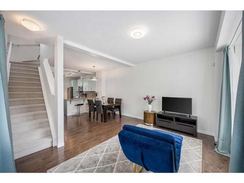 260 New Brighton Row Se, Calgary, AB - Indoor