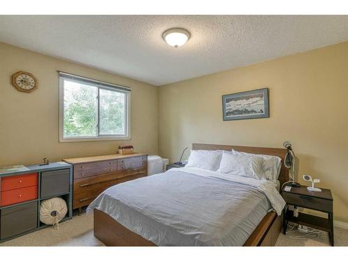 204-1424 22 Avenue Sw, Calgary, AB - Indoor Photo Showing Bedroom