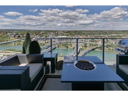 2902-510 6 Avenue Se, Calgary, AB - Outdoor With Balcony With View