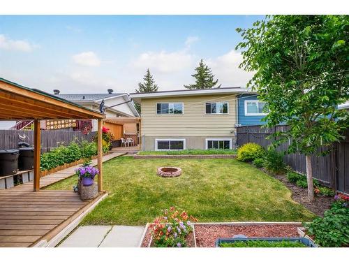 7206 Silver Mead Road Nw, Calgary, AB - Outdoor