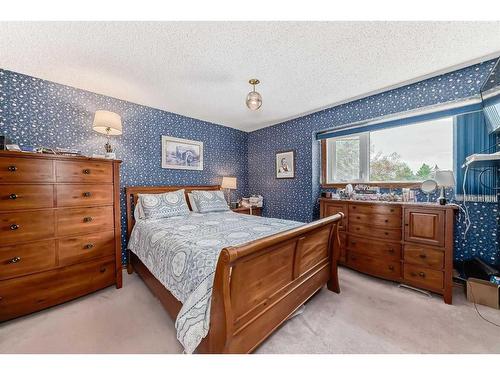 84 Deersaxon Circle Se, Calgary, AB - Indoor Photo Showing Bedroom