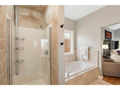 78 Sienna Park Place Sw, Calgary, AB - Indoor Photo Showing Bathroom