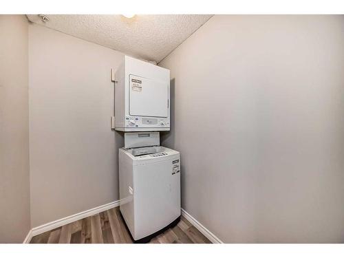 1225-60 Panatella Street Nw, Calgary, AB - Indoor Photo Showing Laundry Room