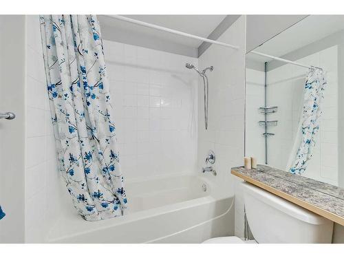 4216-13045 6 Street Sw, Calgary, AB - Indoor Photo Showing Bathroom