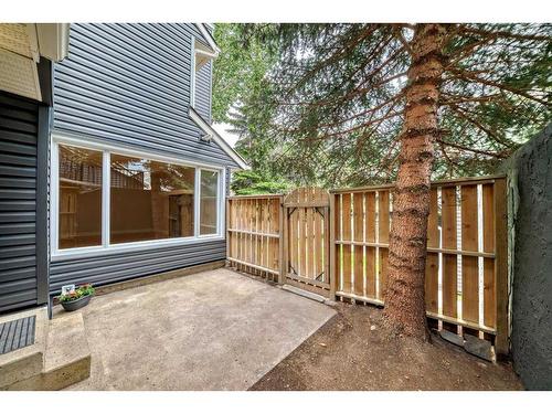 114-34 Glamis Green Sw, Calgary, AB - Outdoor With Exterior